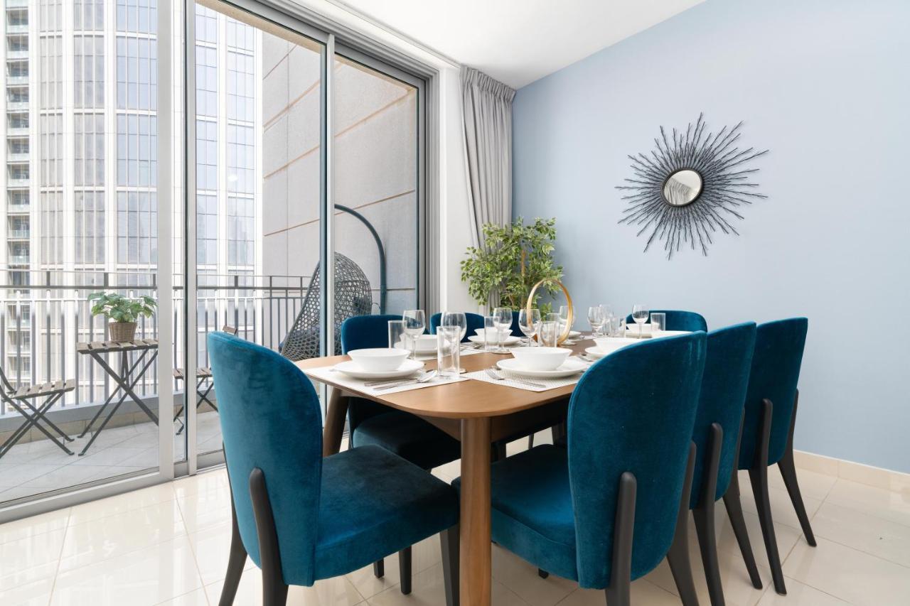Ultimate Stay / 4 Beds / Burj Khalifa View Dubai Exteriör bild