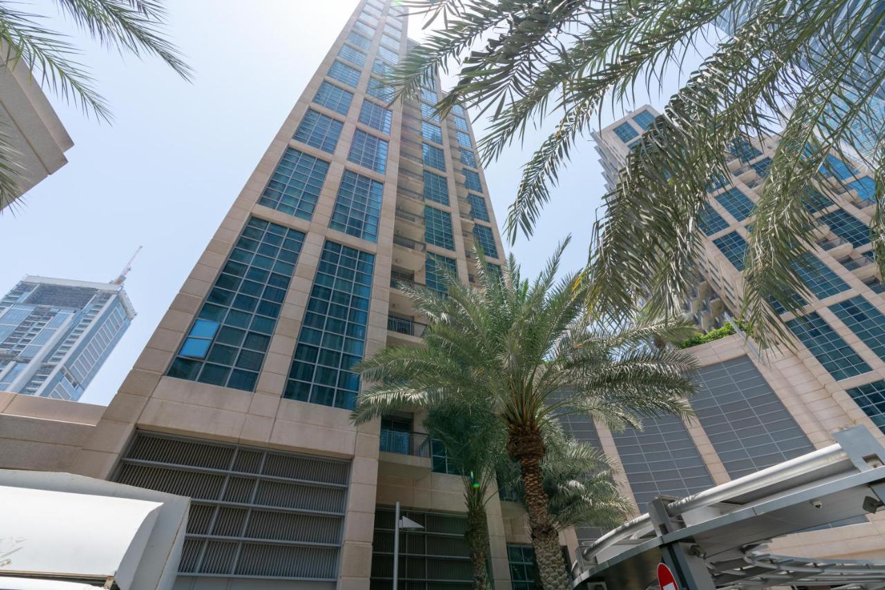 Ultimate Stay / 4 Beds / Burj Khalifa View Dubai Exteriör bild